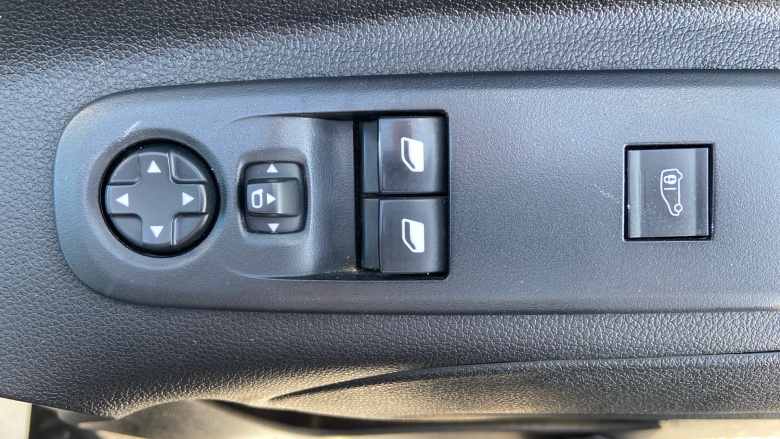 Vauxhall Combo Cargo Combo L1 Diesel 2300 1.5 Turbo D 100ps H1 Pro Van